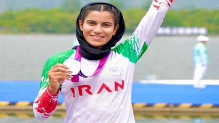 دوہزار پچیس ایشین روئنگ چیمپئن شپ میں ایرانی ٹیم نے شاندار کارکردگی, فاطمہ مجلل نے گولڈ میڈل جیتا