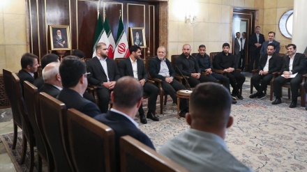 سرجھکانا ہماری عادت  نہیں، صدر ایران