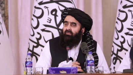 دهلي کې د هند صنعت استازو سره د امیرخان متقي لیدنه
