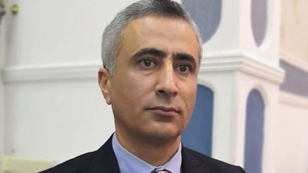 Gerçəkdənmi onu Putin satıb? – Aktual şərh