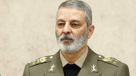 بعید ہے کہ ہمارے دشمن اب دوبارہ کوئی غلطی کریں: میجر جنرل عبدالرحیم موسوی