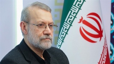 د بګرام په اړه د ټرامپ څرګندونو ته د علي لاریجاني غبرګون 