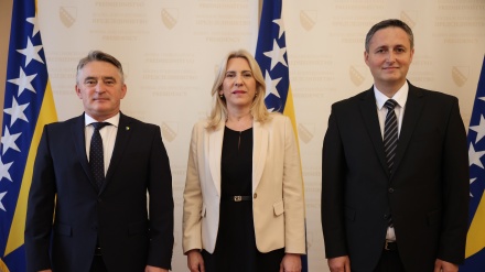 ČLANOVI PREDSJEDNIŠTVA BIH DANAS S MAKRONOM