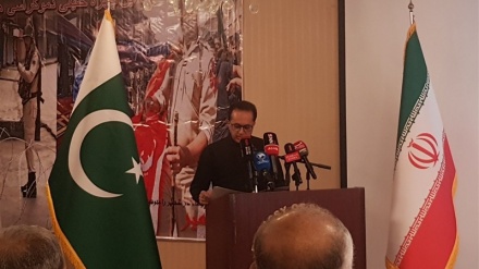 ایران میں پاکستانی سفیر: دونوں ملکوں کے حکام مسلسل ایک دوسرے کے رابطے میں، تعلقات میں فروغ پر بھی زور