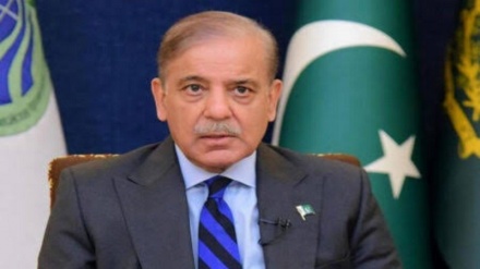 پاکستان کے وزیر اعظم شرم الشیخ اجلاس میں شرکت کے لئے مصر روانہ ہوگئے