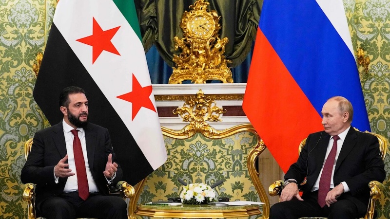 مسکو کې د محمدالجولاني او ولادیمیر پوتین لیدنه 