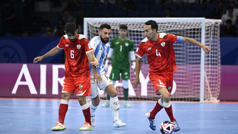 ریاض کې د افغانستان او تاجیکستان فوټسال ملي ټيمونو لوبه 