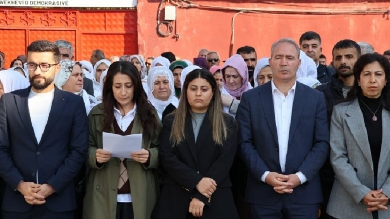 Nerazîbûna DEM Partîyê himber gefxwarina polîsê Şirnexê dijî Şaredarê Cizîrê   