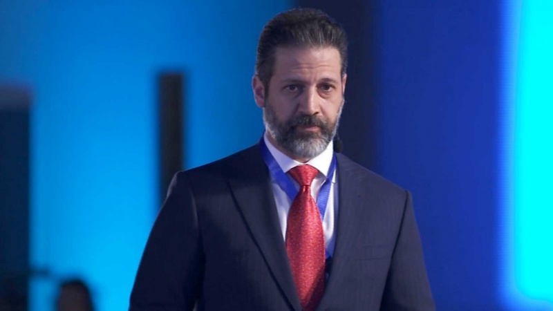 ڕەخنەی قوباد تاڵەبانی لە شێوازی ڕوماڵی میدیایی تەقینەوەی کێڵگەی کۆرمۆر