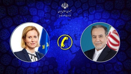 عراقچی اور یورپی یونین کے اعلیٰ سفارتکار کی ایران جوہری معاملے اور خطے پر گفتگو 