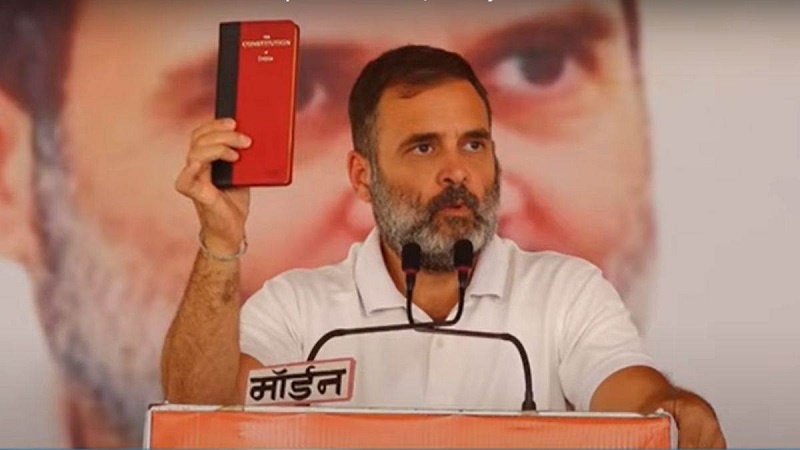 ہندوستان کا دستور مساوات، انصاف اور عزت کا وعدہ ہے: اپوزیشن لیڈر راہل گاندھی