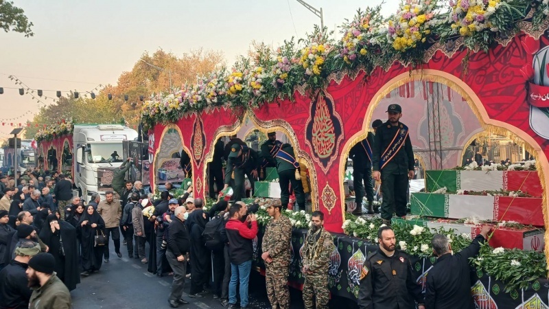 IRAN ISPRATIO TIJELA 300 ANONIMNIH ŠEHIDA