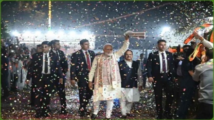 ہندوستان: بہار اسمبلی انتخابات میں این ڈی اے کو 202 اور مہاگٹھ بندھن کو 35 سیٹیں، نریندر مودی کا خطاب، کہا 