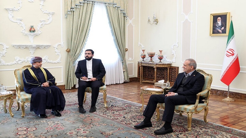 عمان کے عوام ہمارے بھائی ہیں، اسلامی جمہوریہ ایران اور سلطنت عمان کے درمیان تعاون کی سطح بہت بلند: صدر مملکت