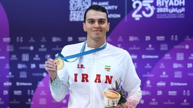 İranlı üzgüçü Samyar Əbdüli İslam Həmrəyliyi Oyunlarında qızıl medal qazandı 