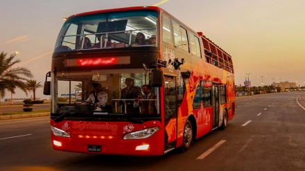 سندھ حکومت کا فیصلہ: کراچی میں اگلے ہفتے ڈبل ڈیکر اور ای وی بسیں متعارف کرانے کا اعلان