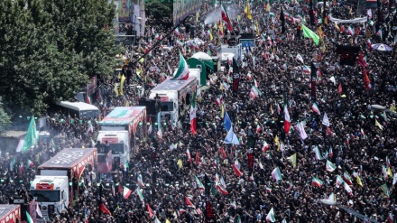 بەڕێکرانی تەرمی ٣٠٠ شەهیدی بێ ناوو نیشانی چاخی بەرەڤانیی پیرۆز و دەسدرێژییەکەی ڕژێمی زایۆنی لەناوچە جیاجیاکانی ئێران