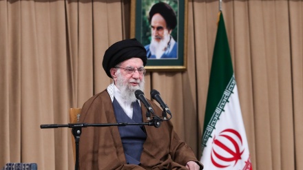 Rêberê qedirbilind ê Şoreşê: Nakokiyên navbera Komara Îslamî û Amerîkayê de tiştekî cewherî ne, ne taktîkî