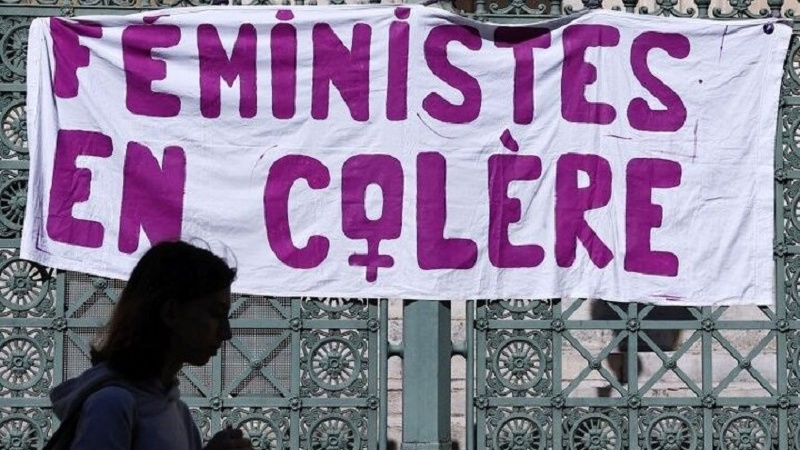 Her 7 sietan carekê jinek li Fransayê tê kuştin an xwe dikuje