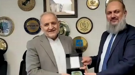  ایران اور پاکستان کا دوطرفہ تجارت کو 10 ارب ڈالر تک بڑھانے کا عزم