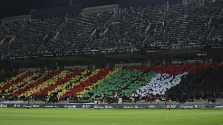 هاواری پشتگریی لە فەلەستین لە یاریگەی بارسێلۆن