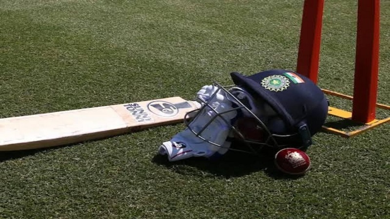 نہ کلین بولڈ، نہ کیچ اور نہ ہی ایل بی ڈبلیو پھر بھی بلے باز آؤٹ، کرکٹ کی تاریخ کا عجیب و غریب واقعہ