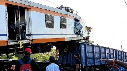 ہندوستان: ٹرین حادثے میں متعدد افراد ہلاک، تحقیقاتی ٹیم تشکیل