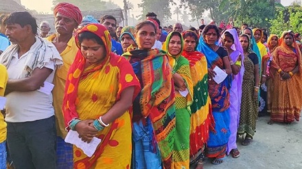 ہندوستان: بہار میں پہلے مرحلے کی ووٹنگ ختم، ووٹ چوری، نام ڈلیٹ سمیت تشدد کے واقعات کی بھی خبریں