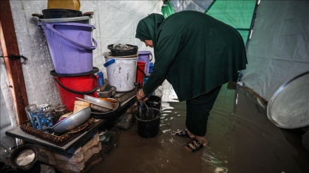 Jîyana awareyên filistînî di konên rizî û di nav baran û sermayê da