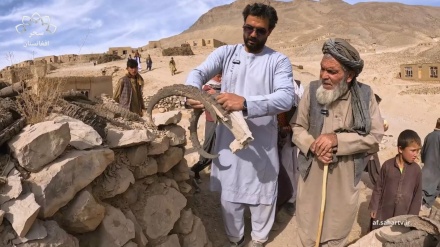 سلام افغانستان_زیارتی قدیمی پر از شاخ حیوانات