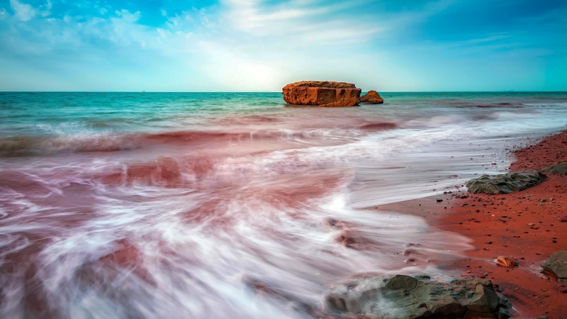 جزیرہ ہرمز: رنگوں کا جادو