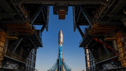 هەڵدرانی سەتەلایتە ئێرانییەکان بە هاوێژەری سایۆز