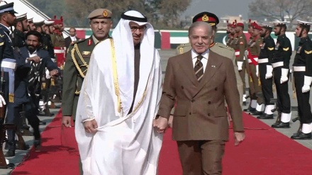 متحدہ عرب امارات کے صدر شیخ محمد بن زاید النہیان کا پاکستان پہنچنے پر شاندار استقبال