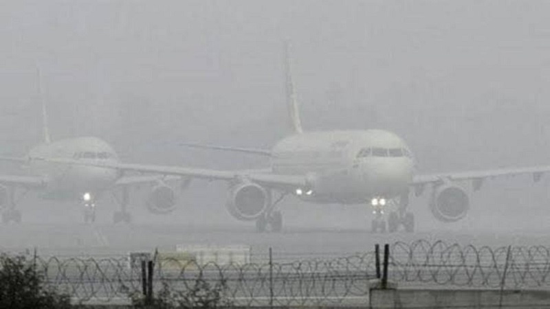 ہندوستان: دہلی کے بین الاقوامی ہوائی اڈے پر سو سے زیادہ پروازیں منسوخ