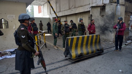 بلوچستان ولایت کې په پوځي اډې وسلوال برید 