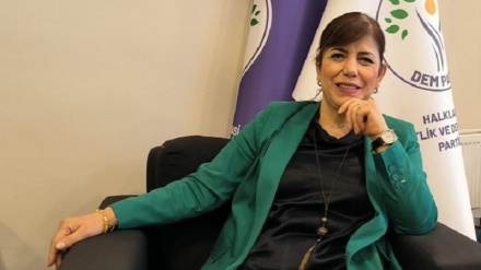 نوێنەری دەم پارتی خوازیاری لابرانی خێرای ناوی پەکەکە لە پێڕستی ڕێکخراوە تیرۆریستییەکان بوو