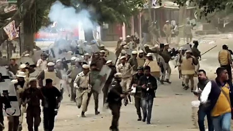 ہندوستان: آسام کے ضلع کاربی آنگلونگ میں پُرتشدد مظاہرے، 2 افراد ہلاک، 38 پولیس اہلکار زخمی