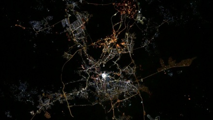 ناسا سائنسدان کی تصویر نے دنیا کو حیران کیا، خانہ کعبہ دمکتے ہیرے کی طرح دکھائی دیا