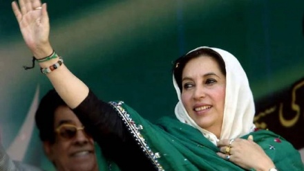 پاکستان ؛ گڑھی خدا بخش میں بے نظیر بھٹو کی اٹھارویں برسی، مسلم لیگ ن کا وفد شریک