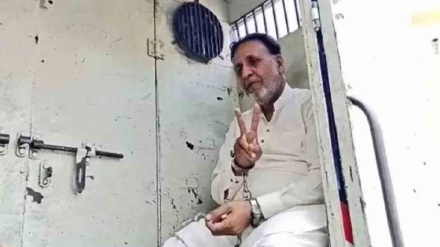  پی ٹی آئی کے مختلف رہنماؤں کو دس سے تینتس برس تک قید کی سزائيں 