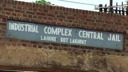 پاکستان: نہ مزاحمت کی جائے گی اور نہ ہی کوئی افہام و تفہیم ہوگی، جیل میں بند پی ٹی آئی رہنماؤں کا خط