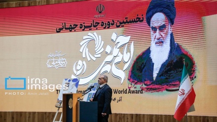 امت مسلمہ کو متحد اور ایک دوسرے کے شانہ بشانہ کھڑا ہونا چاہئے: صدر مملکت ڈاکٹر پزشکیان