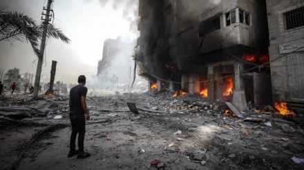 Binpêkirina berfireh a agirbesa li Xezzeyê,Êrişên hewayî, deryayî û bejayî yên siyonîstan ser Xan Yûnisê 