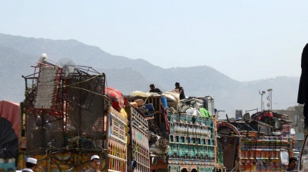 خواست تاجران افغان برای بازگشایی مسیر های تجاری با پاکستان 