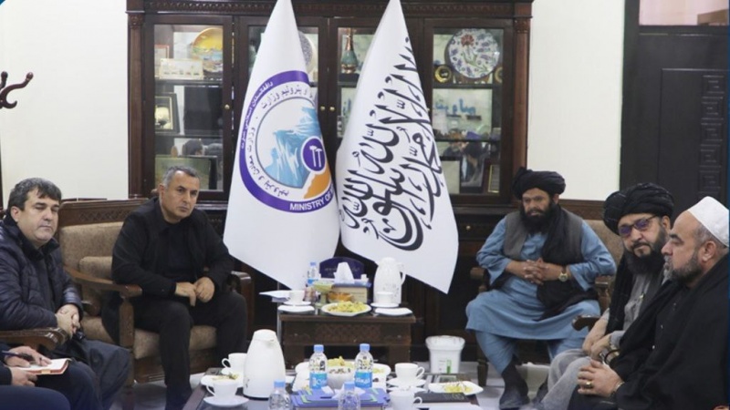 تاجیکستان علاقه‌مند به سرمایه‌ گذاری در صنعت سمنت افغانستان