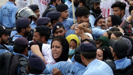 هشدار درباره اخراج خبرنگاران افغان از پاکستان 