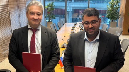 ایران اور روس مصنوعی ذہانت اور سائبر سیکورٹی میں بھی تعاون کریں گے:معاہدے پر دستخط