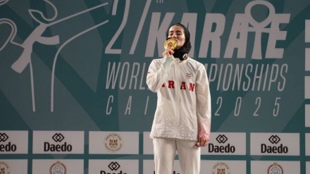 مصر، کراٹے کے عالمی مقابلے ایران کی خاتون کھلاڑی نے گولڈ میڈل اپنے نام کیا