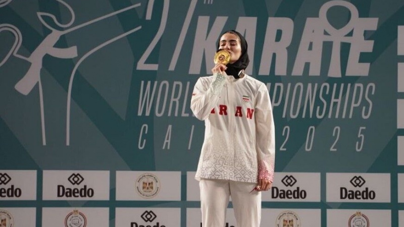 مصر، کراٹے کے عالمی مقابلے ایران کی خاتون کھلاڑی نے گولڈ میڈل اپنے نام کیا