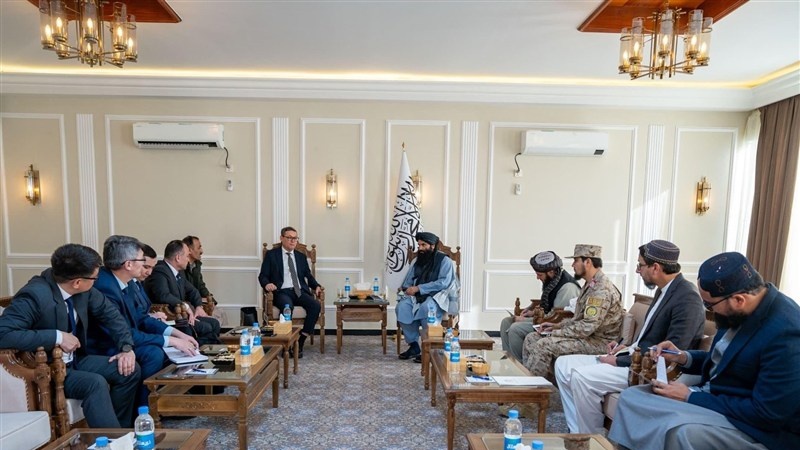 دیدار حقانی با هیئت قزاقستان؛ تأکید بر امنیت و توسعه